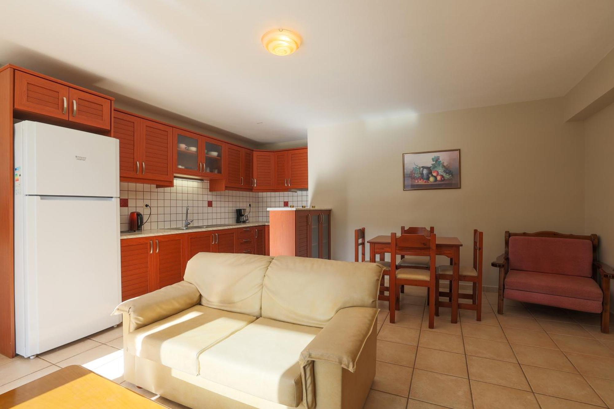 Vivi'S Apartments Αγία Ευφημία Εξωτερικό φωτογραφία